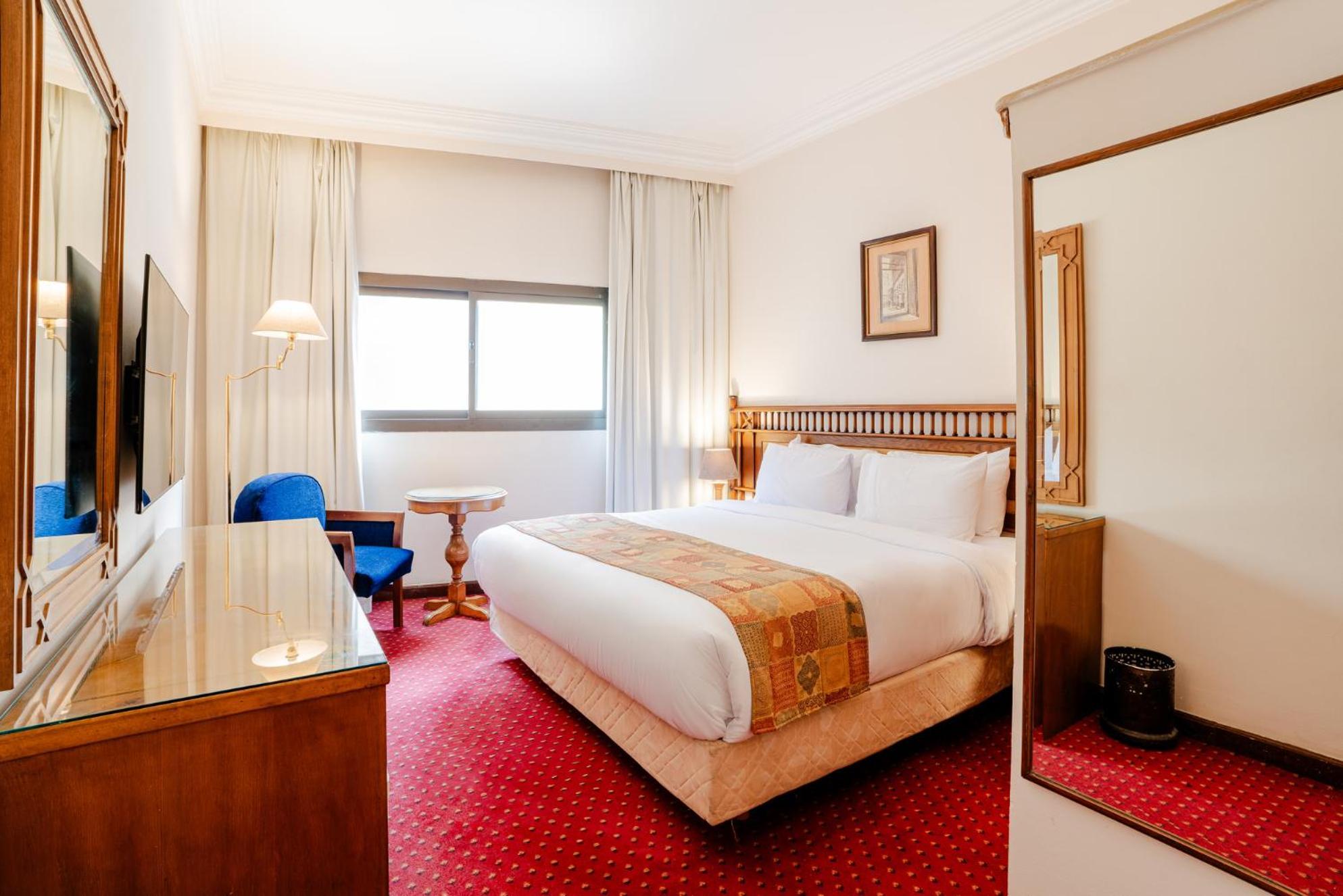 Hotel Om Kolthoom