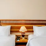Om Kolthoom Hotel