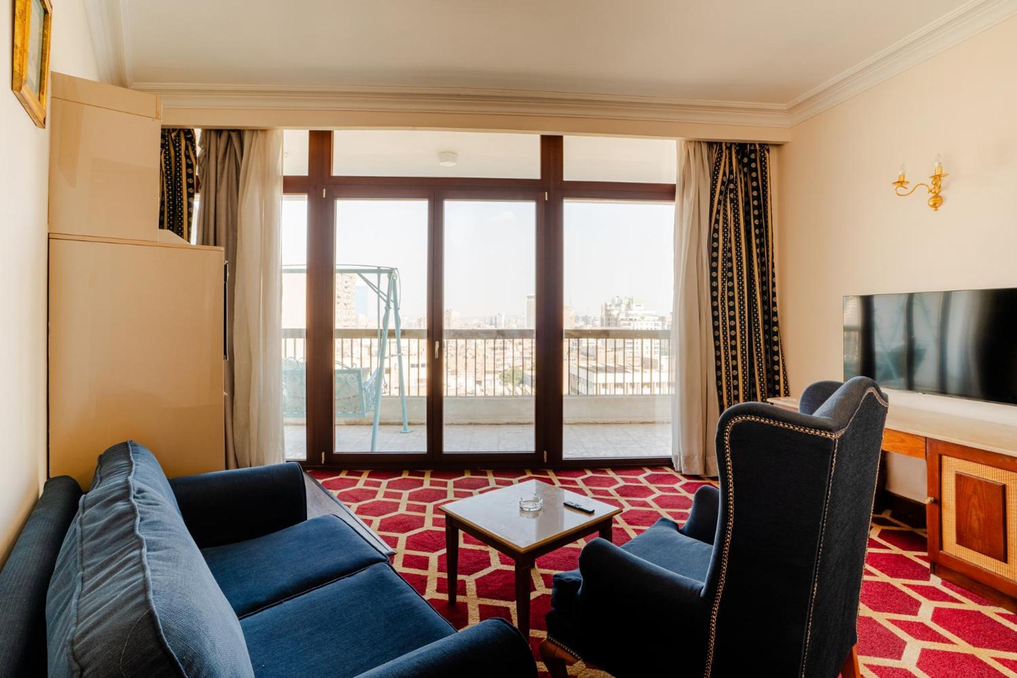 Om Kolthoom Hotel